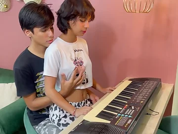 Julianapalvin bangs his stepsister's penurious pussy with his massive cock and gives her a ascription in hardcore