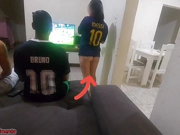 Kasallpimentas & Bruninhobombom take on a BIG BLACK COCK close to mad multiracial three-way intercourse