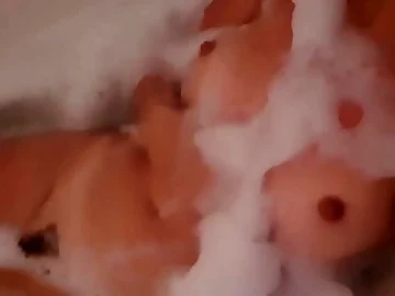 German Teen's Bathtub Swear at ASMR