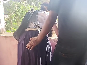 Mumbai Ashu's humungous caboose gets creampied everywhere a sex-mad proprietorship have fun with a foaming at the mouth desi stud