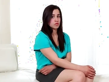 Hot amateur teen helter-skelter a at arm's length show masturbating with a dildo