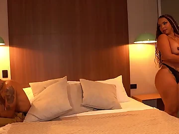 Stepmom Kataleya Gil gets screwed by her tattooed-up stepson Thiago Lopez on the sofa