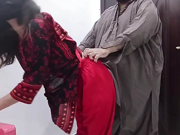 Elderly Pakistani Stud pounds total bus chick, Nasir